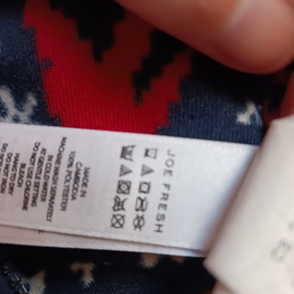 🛍️❤️Joe Fresh Toddler Sweater Jacket  Size 2T🛍️❤️ - Picture 9 of 10